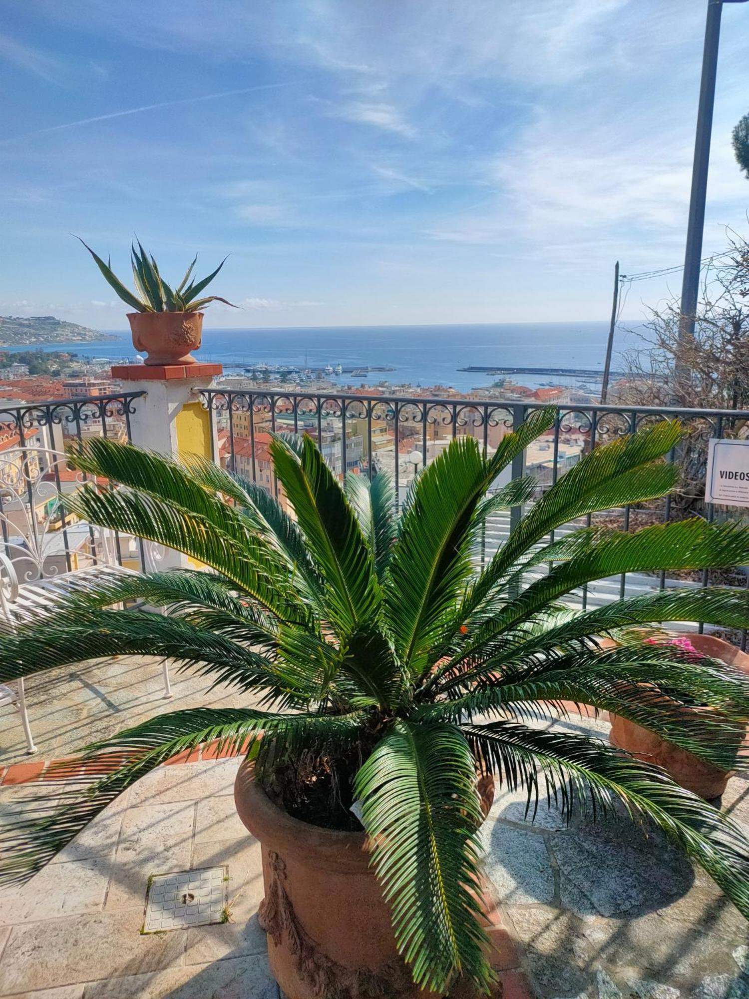 La Casa Del Sole Hotell Sanremo Eksteriør bilde