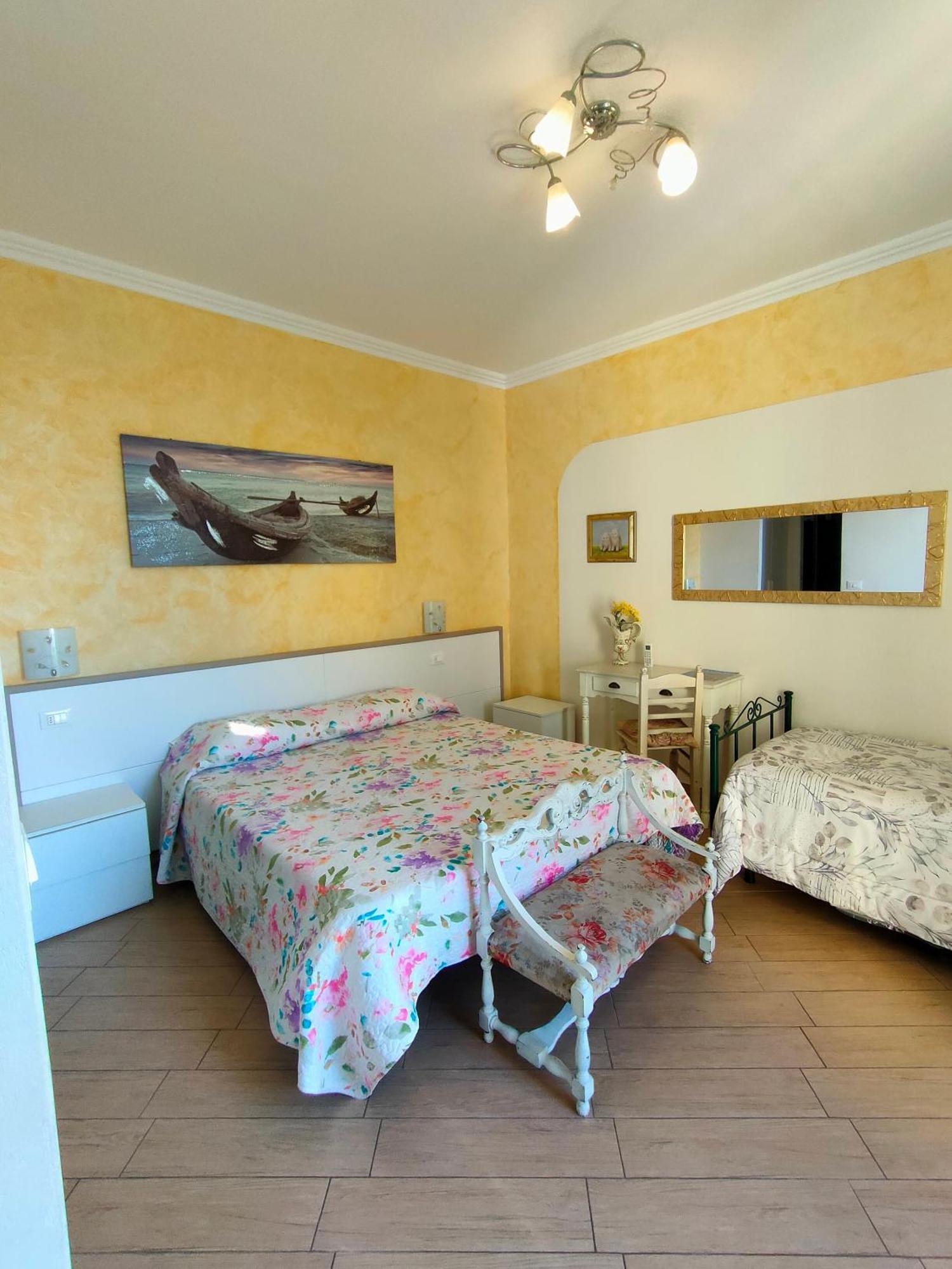 La Casa Del Sole Hotell Sanremo Eksteriør bilde