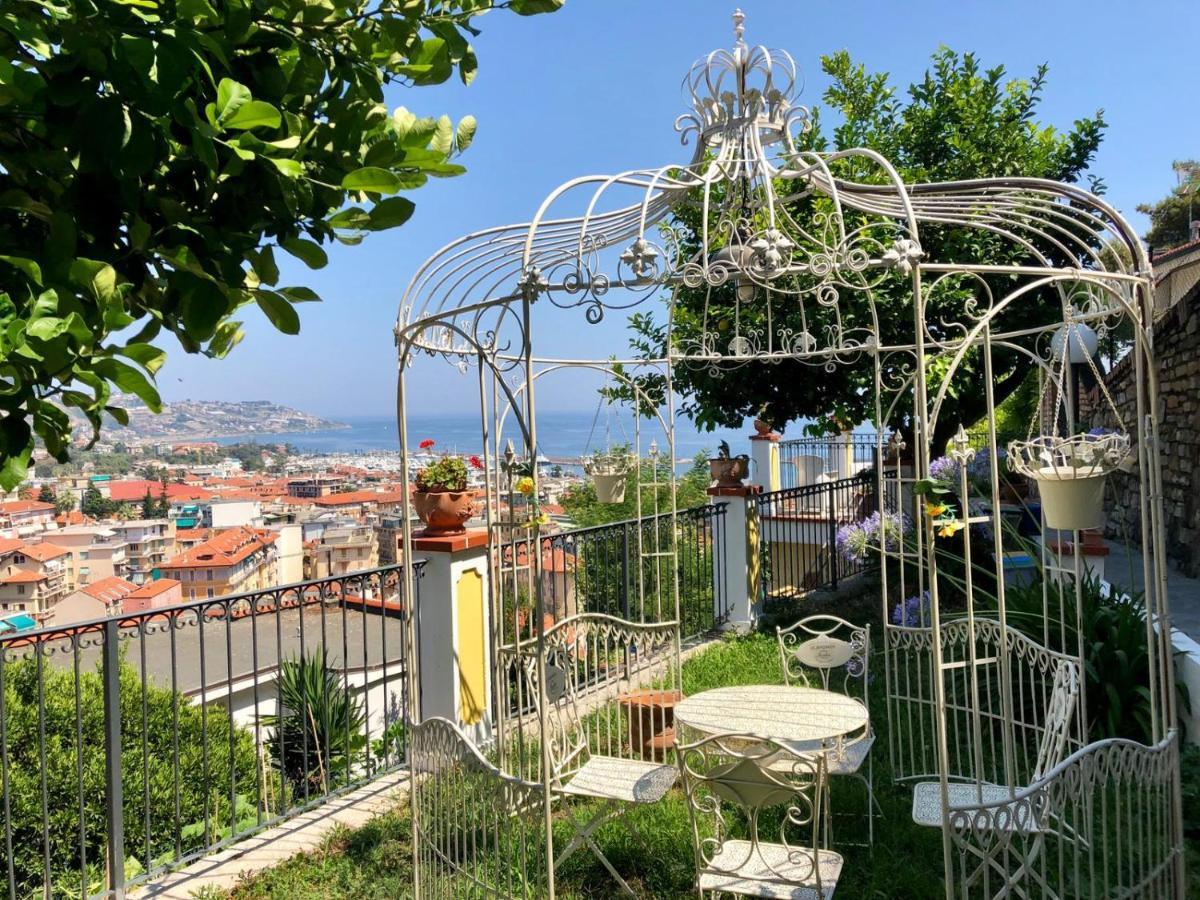 La Casa Del Sole Hotell Sanremo Eksteriør bilde